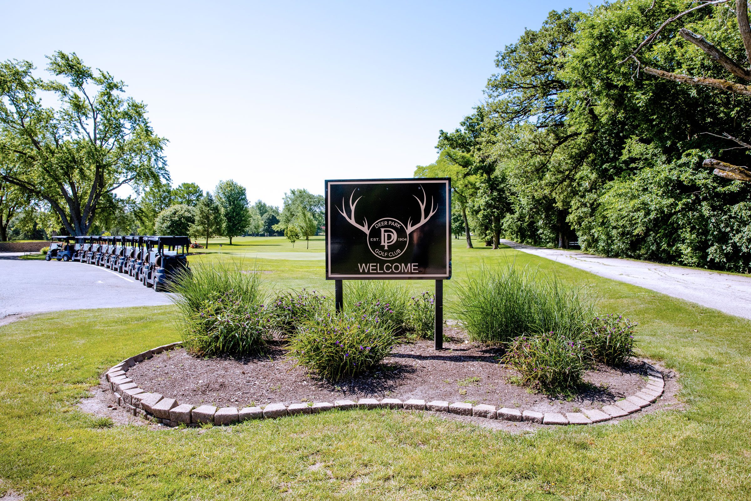 Deer-Park-Golf-Course-Entrance
