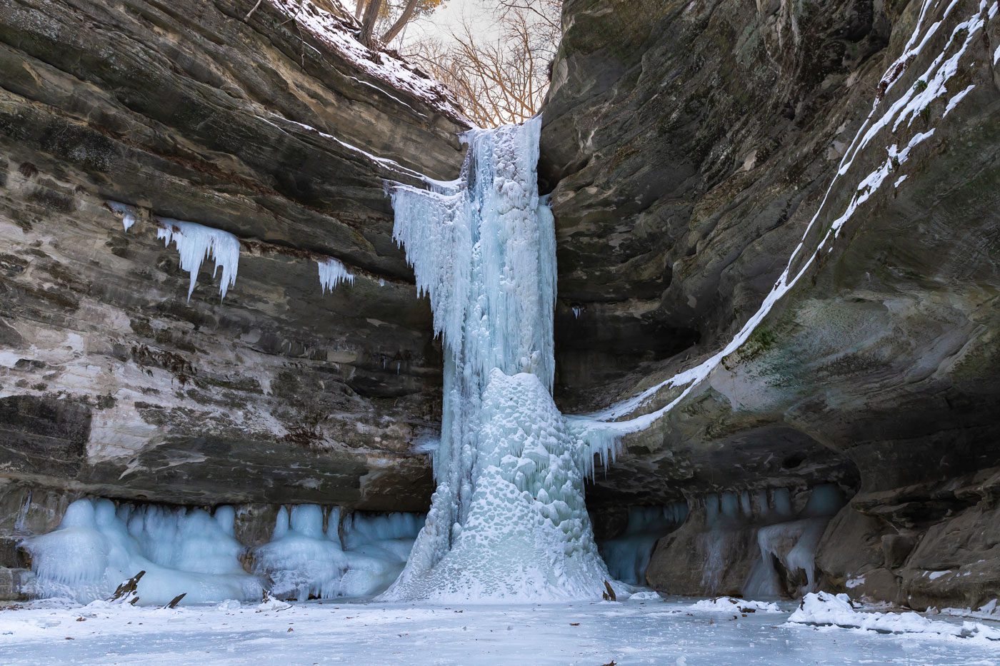 St-Louis-Canyon,icefalls