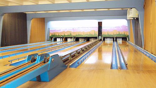 bowling alley,parties,venue,rental